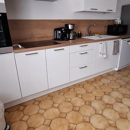 Jolie Maison Entiere 2 1 Jardin Holiday home *