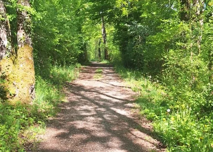 Holiday home Jolie Maison Entiere 2 1 Jardin